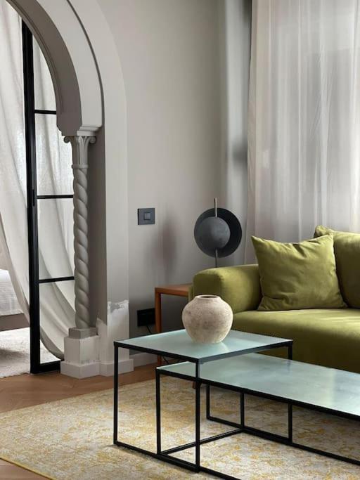 Stunning 1Bd Flat With 50M2 Terrace In The City Center Bükreş Dış mekan fotoğraf